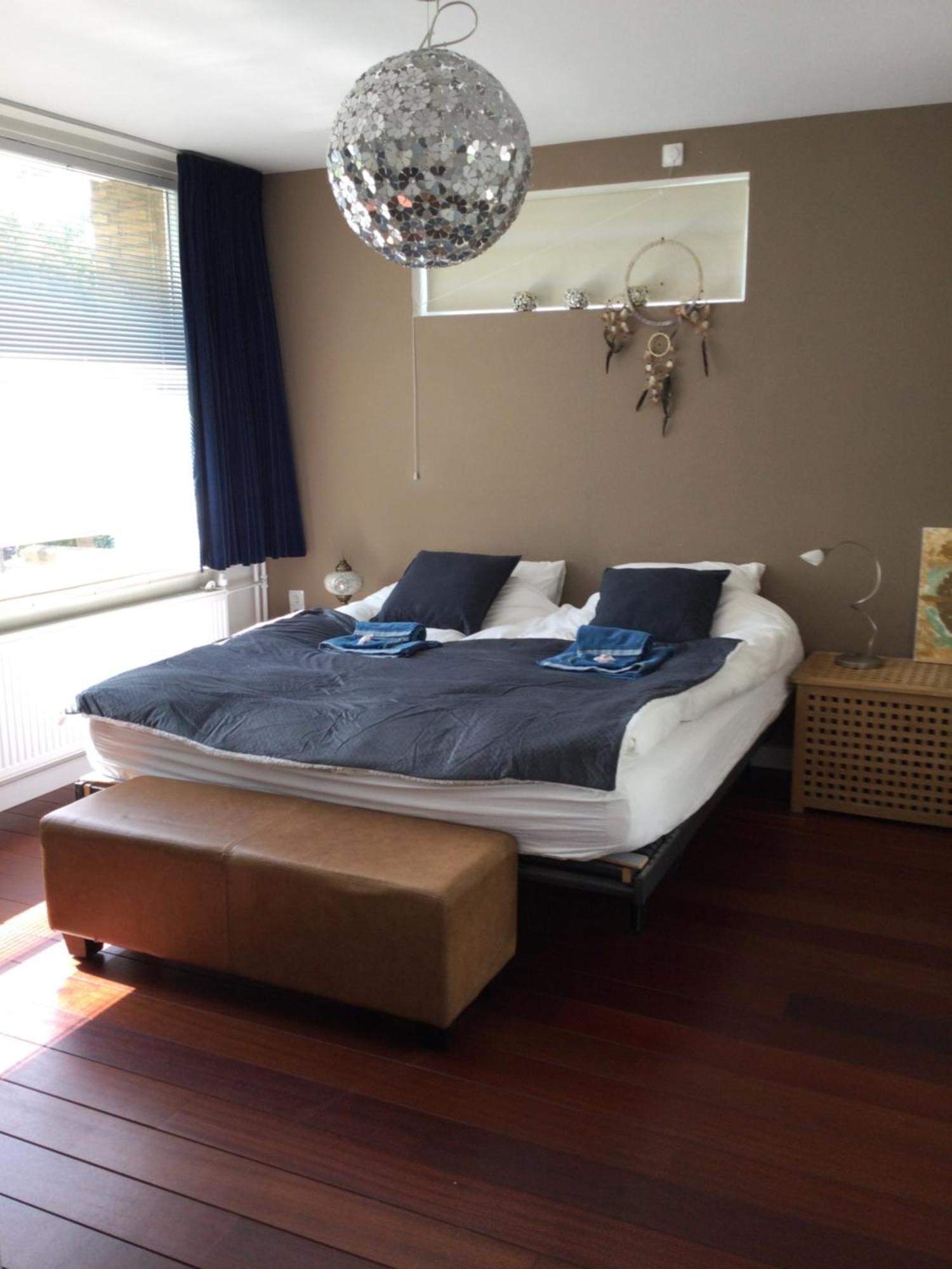 Villa Cosy Central Incl Jacuzzi Near Trainstation, Beach And City ヘームステーデ エクステリア 写真